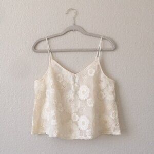 Elegant White Lace Women’s Top